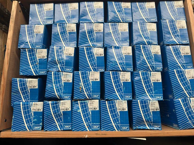 120 kg net automotive bearings from skf - afbeelding 15 van  15