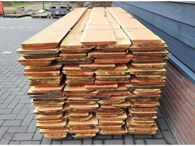 120x douglas schaaldelen 15-25 cm breed, lengte 325cm - afbeelding 2 van  4