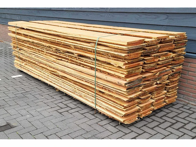 120x douglas schaaldelen 15-25 cm breed, lengte 325cm - afbeelding 1 van  4