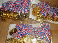 120x medaille gold winner - afbeelding 1 van  3