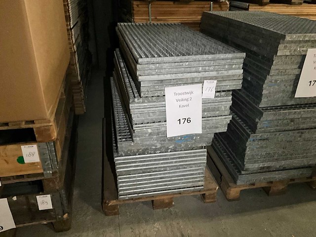 120x60 cm stalen roostervloer (31x) - afbeelding 4 van  4