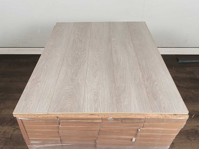 121 m2 laminaat plank - 1261 x 192 x 7 mm - afbeelding 3 van  4