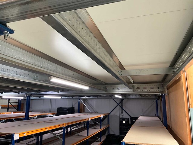 121m2 ssi schäfer vrijstaande entresolvloer v.v. 20m ballustrade , palletopzetplaats, ledarmaturen bouwjaar 2018 - afbeelding 7 van  13