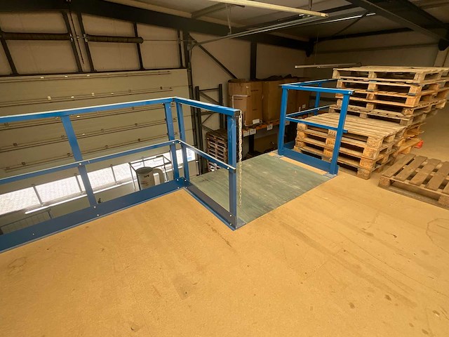 121m2 ssi schäfer vrijstaande entresolvloer v.v. 20m ballustrade , palletopzetplaats, ledarmaturen bouwjaar 2018 - afbeelding 11 van  13