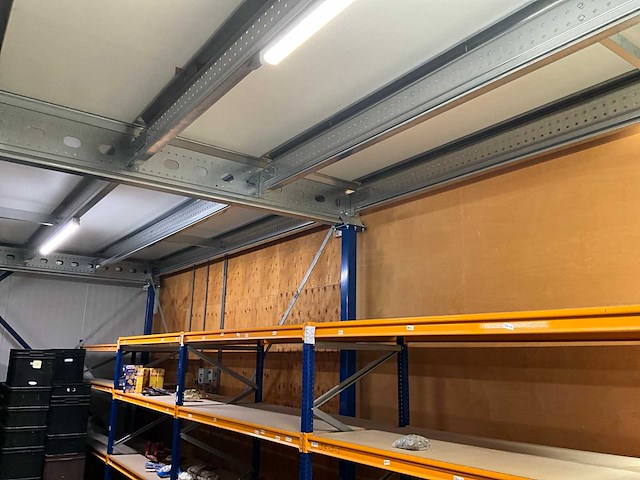 121m2 ssi schäfer vrijstaande entresolvloer v.v. 20m ballustrade , palletopzetplaats, ledarmaturen bouwjaar 2018 - afbeelding 13 van  13