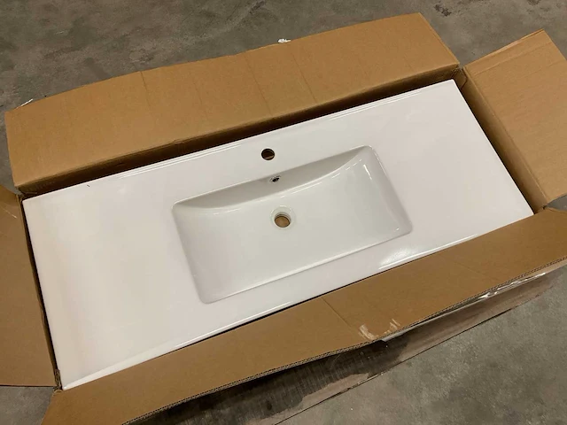 121x45.5cm wastafel - afbeelding 1 van  2