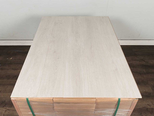 122 m2 laminaat plank - 1383 x 193 x 8 mm - afbeelding 3 van  4