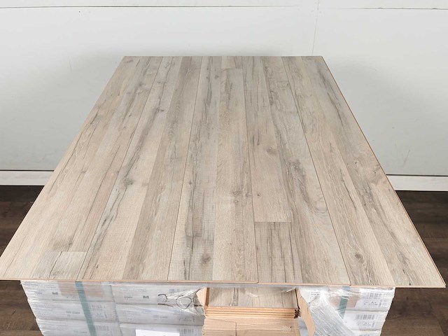 122 m2 laminaat plank - 1383 x 193 x 8 mm - afbeelding 3 van  4