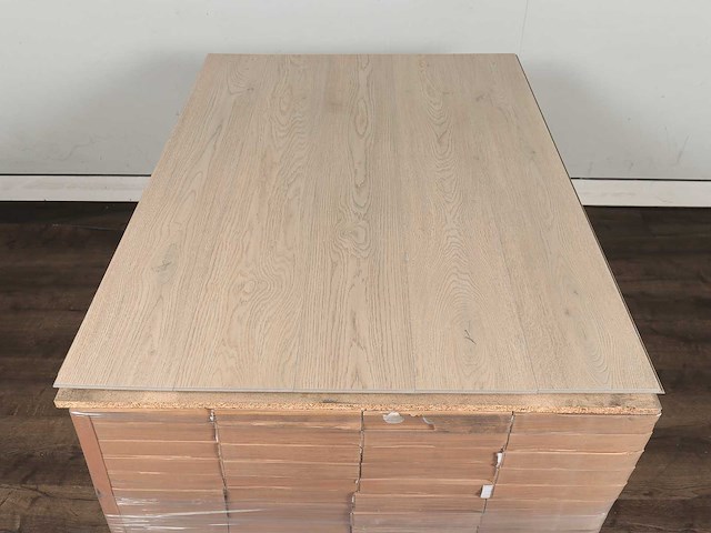 122 m2 laminaat plank - 1383 x 193 x 8+1 mm - afbeelding 2 van  2