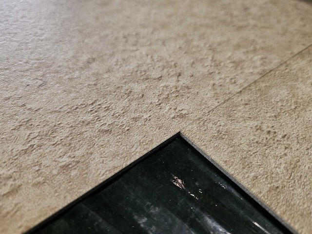 122 m2 pvc dryback tegel - 460 x 460 x 2,5 mm - afbeelding 1 van  2