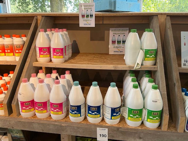123 products kampeer schoonmaakmiddelen - afbeelding 1 van  6