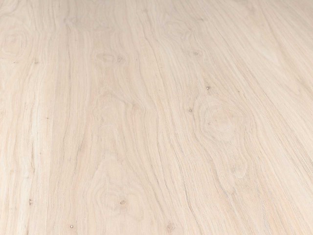 124 m2 laminaat plank - 1383 x 193 x 7 mm - afbeelding 1 van  4