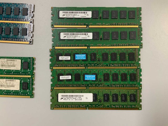 124gb (62x 2gb 2rx8) kingston kta-mp1066/2g & sk hynix hmt125u7bfr8c-g7-t0-aa-c pc3 8500e-7-10-e0 sticks - afbeelding 6 van  6
