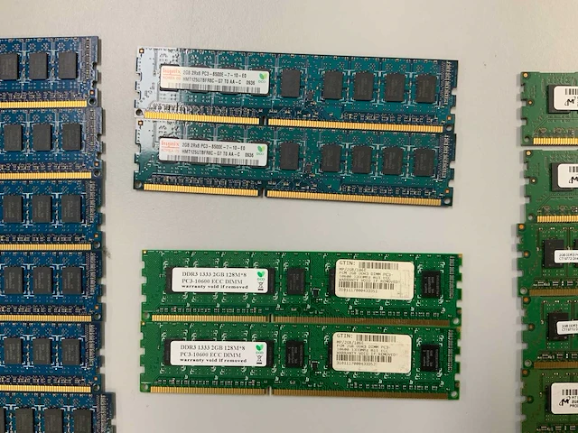 124gb (62x 2gb 2rx8) kingston kta-mp1066/2g & sk hynix hmt125u7bfr8c-g7-t0-aa-c pc3 8500e-7-10-e0 sticks - afbeelding 5 van  6