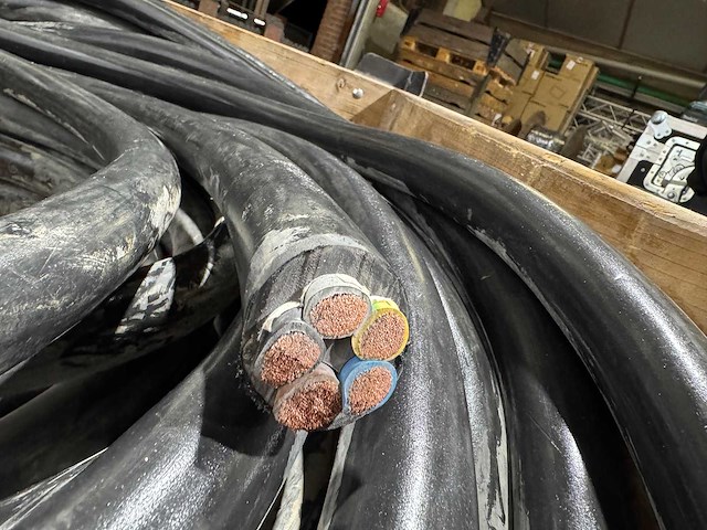 125a krachtstroom kabel neopreen 5g50 in pallet - afbeelding 3 van  4
