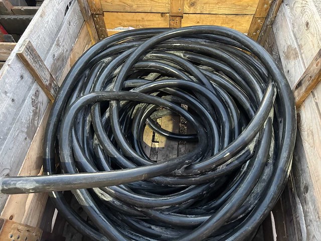 125a neopreen krachtstroom kabel 5g50 in palletbox - afbeelding 3 van  5