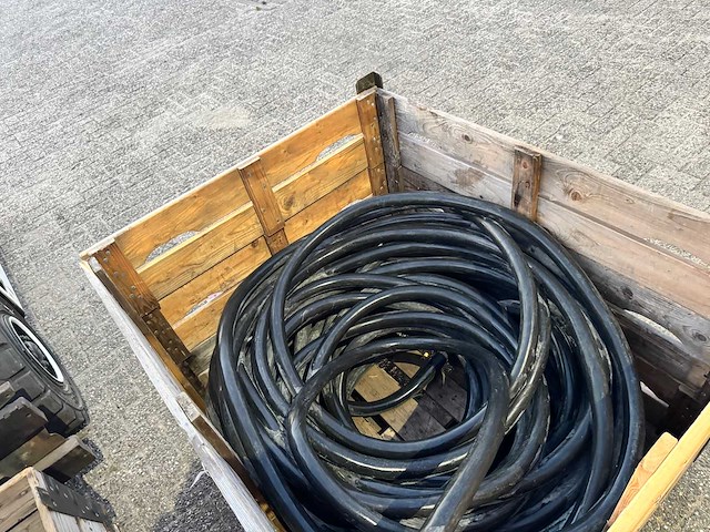 125a neopreen krachtstroom kabel 5g50 in palletbox - afbeelding 4 van  5
