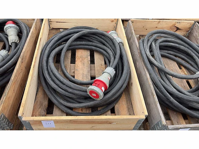 125ampere krachtstroom verlengkabel 25 meter 5x35mm - afbeelding 1 van  1