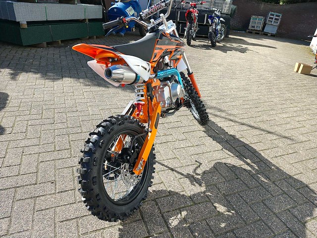 125cc - crossmotor - afbeelding 9 van  14
