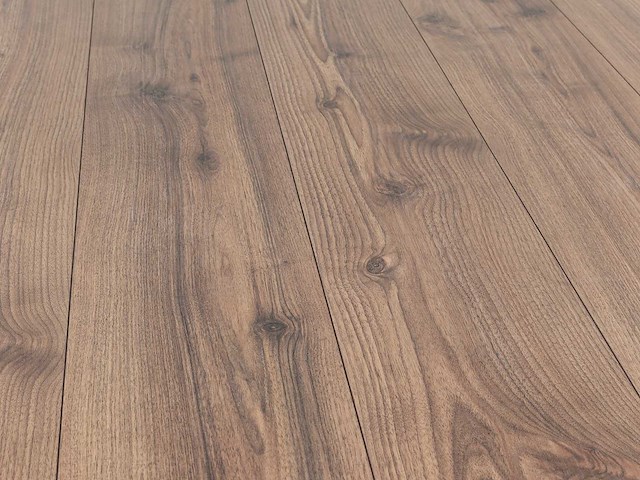 127 m2 laminaat plank - 1383 x 193 x 8 mm - afbeelding 1 van  4