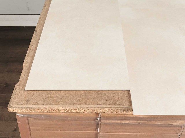 127 m2 pvc click tegel - 610 x 305 x 4 mm - afbeelding 2 van  4