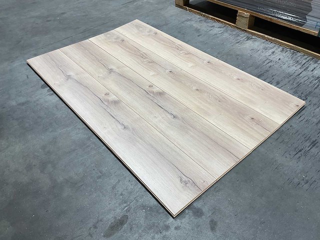 12,8m² purity glow natuurlijk eiken laminaatvloer - afbeelding 6 van  8