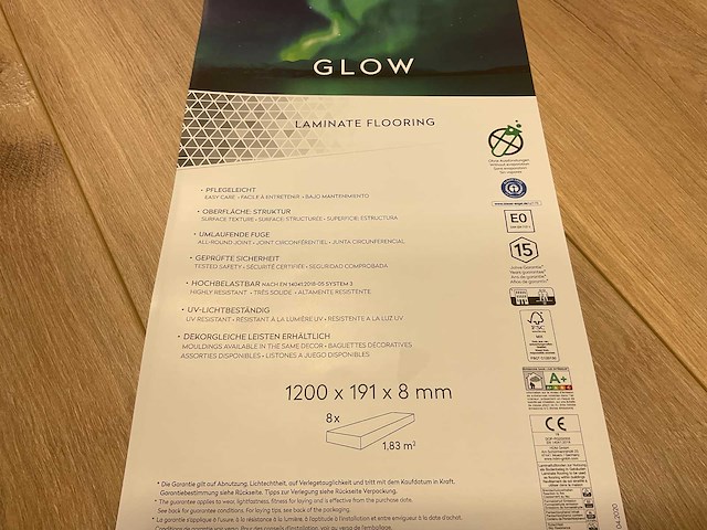 12,8m² purity glow natuurlijk eiken laminaatvloer - afbeelding 10 van  12