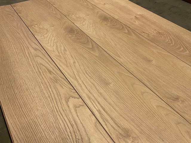 12,8m² purity pulse eiken loft laminaatvloer - afbeelding 5 van  11