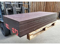 12x berken betonplex 24mm antislip ( 13.7 m2 ) - afbeelding 1 van  5