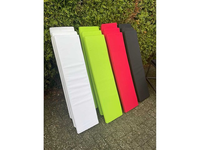 (12x) industriële bank - voorzien van vier gekleurde zittingen - afbeelding 12 van  13