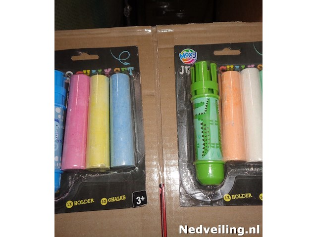 12x jumbo krijthouder met 3x stoepkrijt - afbeelding 2 van  3