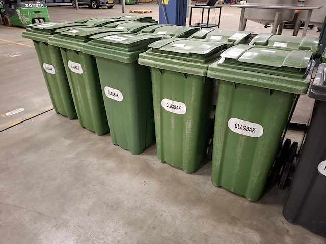 12x kunststof afvalcontainer groen - afbeelding 1 van  3