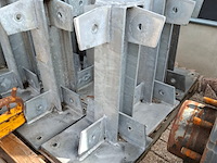 12x metalen poot met grondplaat - afbeelding 3 van  7