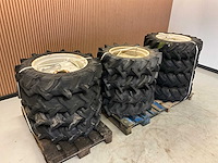 12x minitractor band met velg - afbeelding 1 van  12