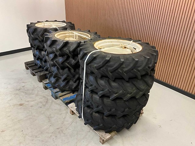 12x minitractor band met velg - afbeelding 3 van  12