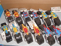 12x motor in display - afbeelding 2 van  3