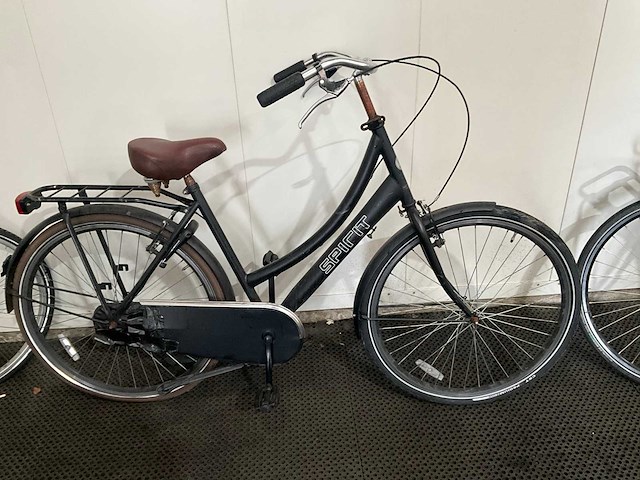 13 fietsen oa cortina l4 batavus en spirit - afbeelding 8 van  29