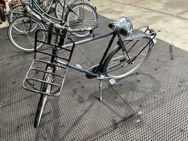 13 fietsen oa cortina l4 batavus en spirit - afbeelding 16 van  29