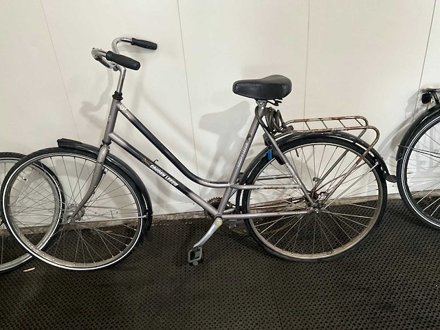 13 fietsen oa cortina l4 batavus en spirit - afbeelding 18 van  29