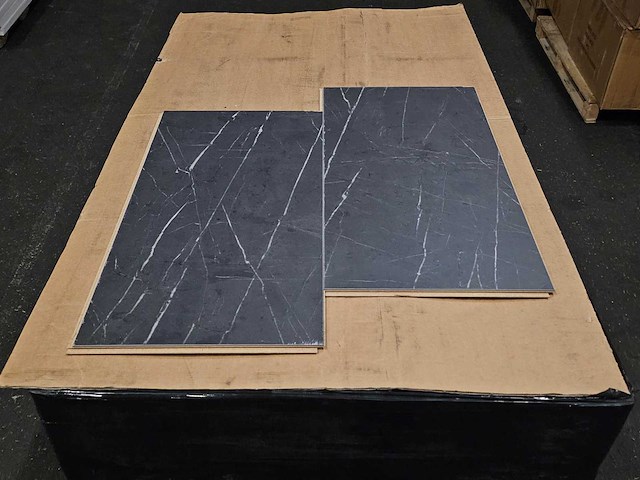 13 m2 laminaat tegel - 635 x 327 x 8 mm - afbeelding 3 van  3
