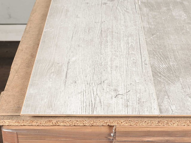131 m2 laminaat plank - 1285 x 280 x 8 mm - afbeelding 1 van  2