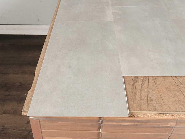 131 m2 pvc click tegel - 610 x 305 x 4 mm - afbeelding 2 van  3