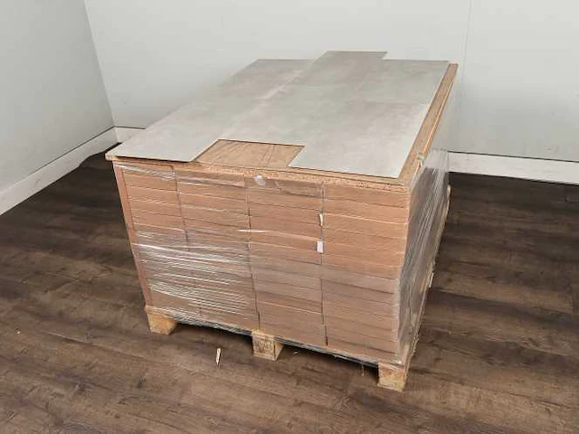 131 m2 pvc click vinyl tegel - 610 x 305 x 4 mm - afbeelding 4 van  4
