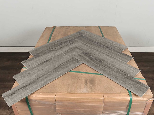 131 m2 pvc spc click visgraat met xps onderlaag - 640 x 128 x 6 mm - afbeelding 3 van  4