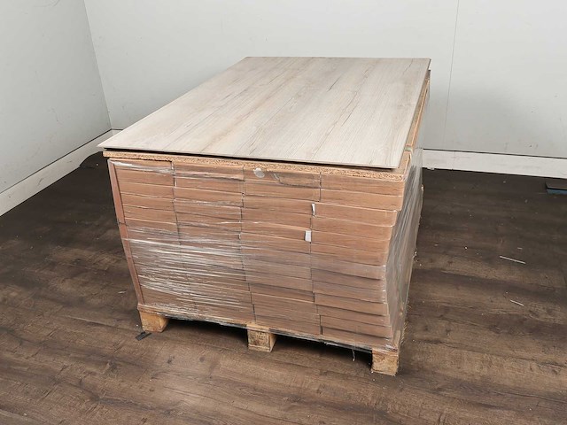 133 m2 laminaat plank watervast - 1383 x 244 x 7 mm - afbeelding 4 van  4
