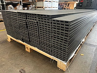 133x composiet vlonderplank donker grijs 400x15x2,1 cm met montageclips - 82 m2 - afbeelding 2 van  4