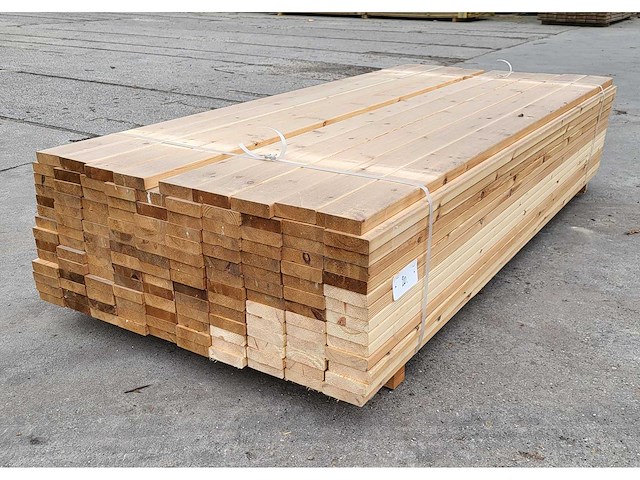 139 x grenen regels 28 x 95 mm geschaafd, lengte 250 cm - afbeelding 1 van  5