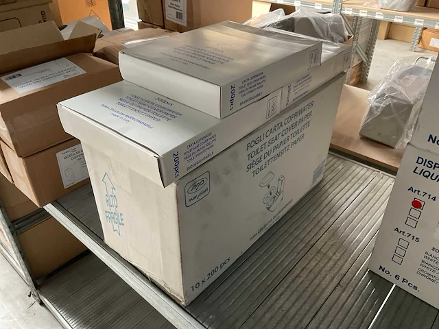 13x 200 stuks toiletbrilcovers - afbeelding 2 van  2