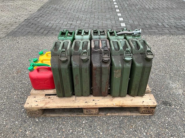 13x brandstoftank - afbeelding 2 van  5