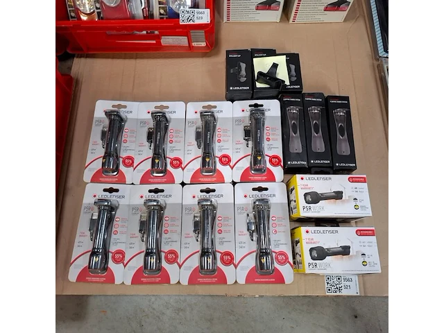 13x diverse led zaklamp ledlenser - afbeelding 1 van  5